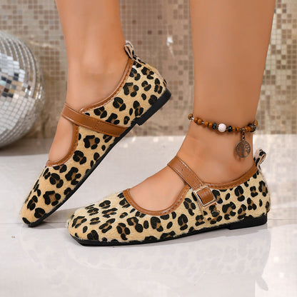 Chaussures Orthopédiques Gracieuses au Look Moderne