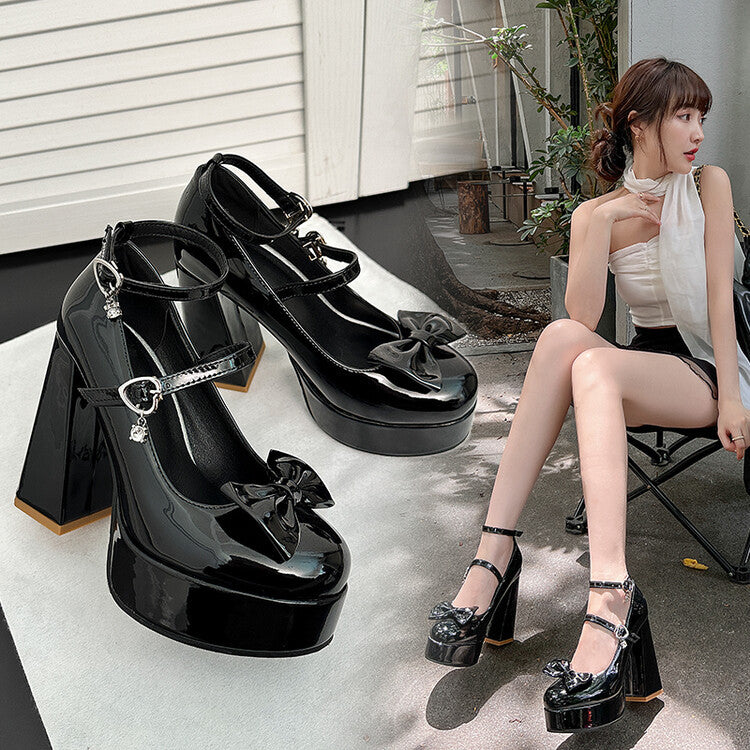 Chaussures Orthopédiques d'Inspiration Vintage
