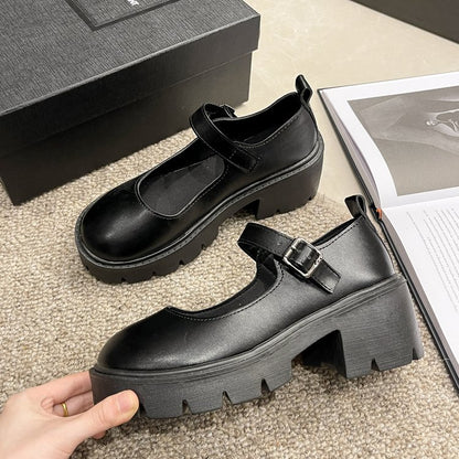 Chaussures Orthopédiques d'Inspiration Vintage