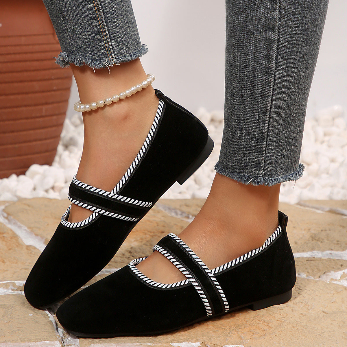Chaussures Orthopédiques Gracieuses au Look Moderne
