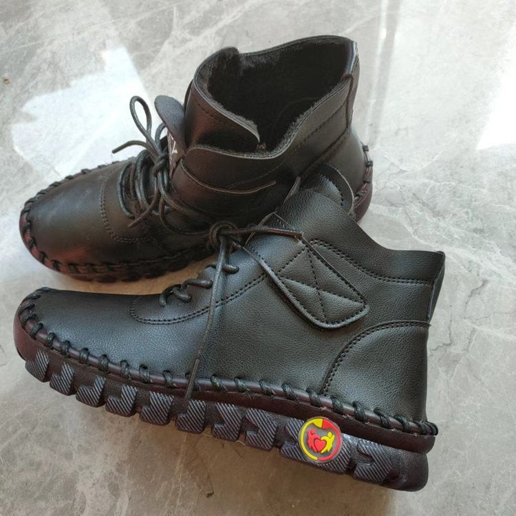 Chaussures Orthopédiques d'Inspiration Vintage