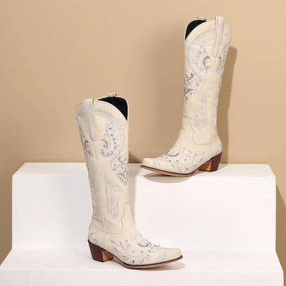 Bottes orthopédiques d'inspiration vintage