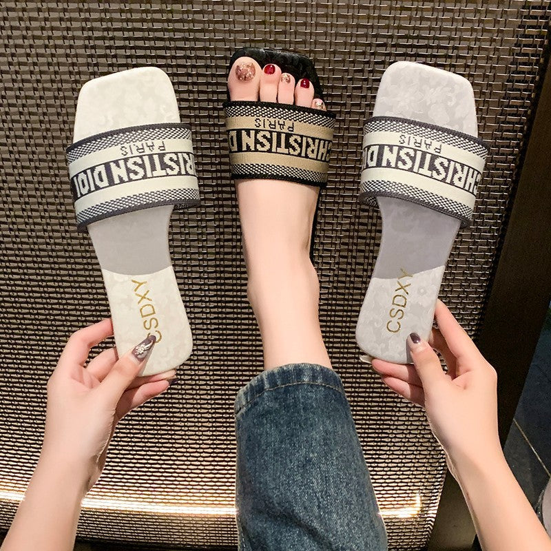 Chaussures Orthopédiques Gracieuses au Look Moderne
