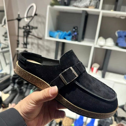 Chaussures Orthopédiques d'Inspiration Vintage