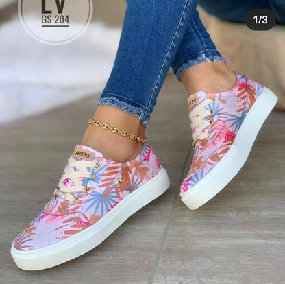 Chaussures Orthopédiques d'Inspiration Vintage