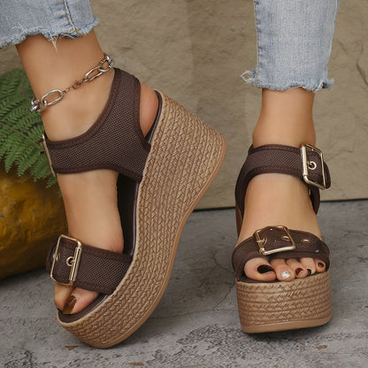 Chaussures Orthopédiques d'Inspiration Vintage