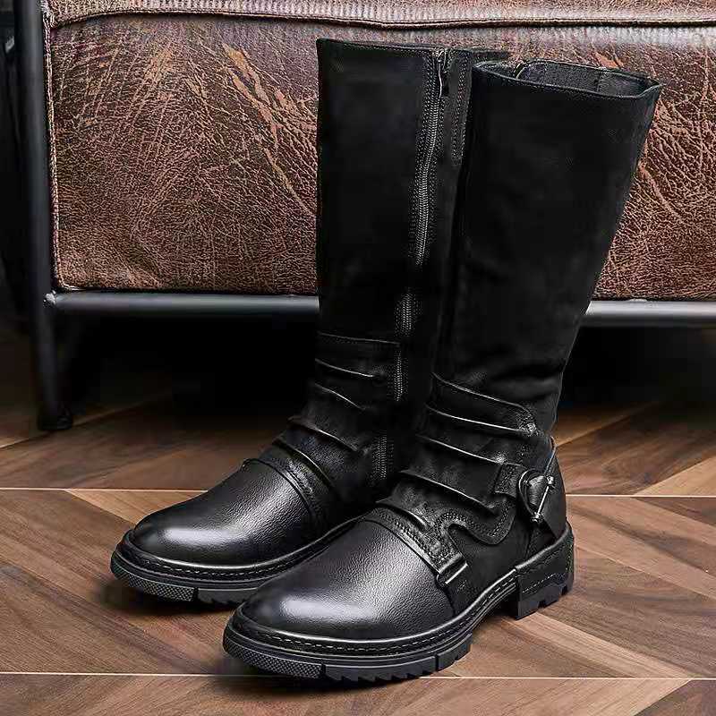 Bottes Orthopédiques Classiques au Style Intemporel