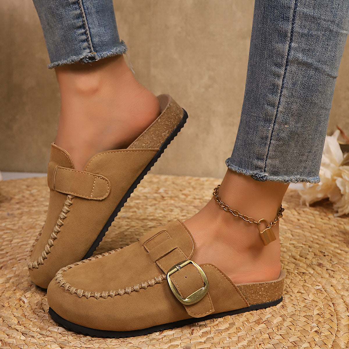 Chaussures Orthopédiques d'Inspiration Vintage