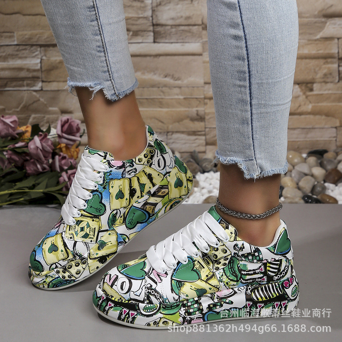 Chaussures Orthopédiques d'Inspiration Vintage