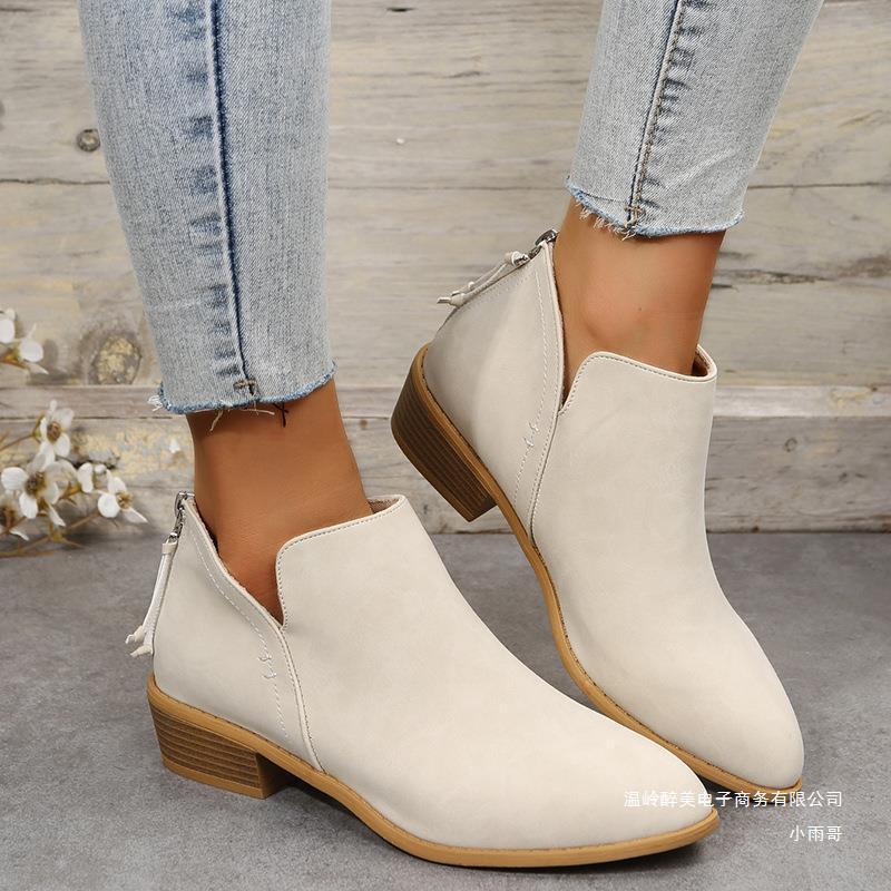 Bottes Orthopédiques Gracieuses au Look Moderne