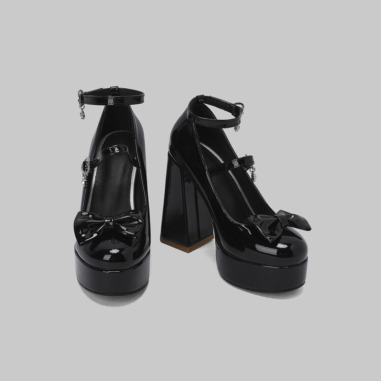 Chaussures Orthopédiques d'Inspiration Vintage