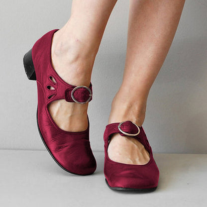 Chaussures Orthopédiques d'Inspiration Vintage
