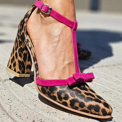 Chaussures Orthopédiques d'Inspiration Vintage