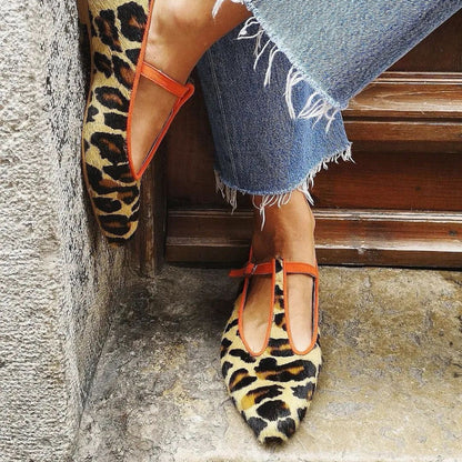 Chaussures Orthopédiques d'Inspiration Vintage