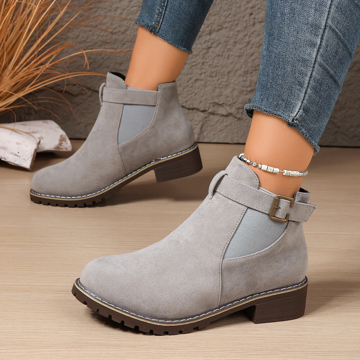 Bottes Orthopédiques Classiques au Style Intemporel