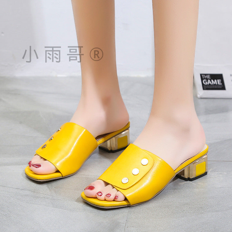 Chaussures Orthopédiques Gracieuses au Look Moderne