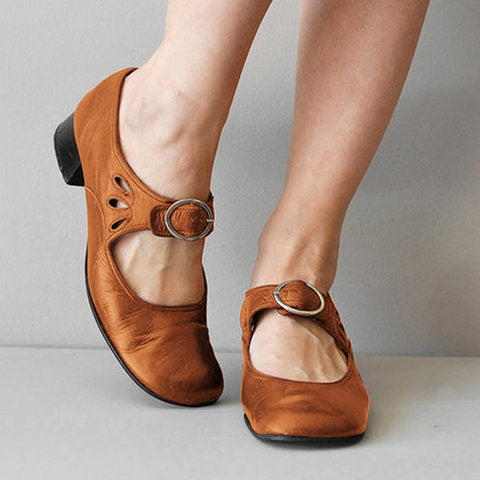 Chaussures Orthopédiques d'Inspiration Vintage