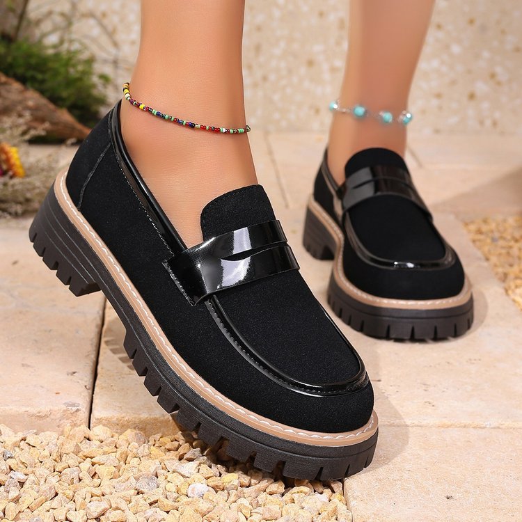 Chaussures Orthopédiques d'Inspiration Vintage