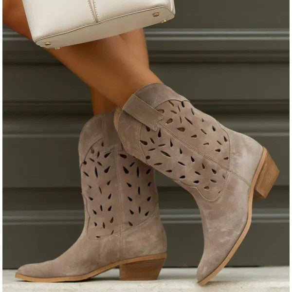 Bottes Orthopédiques Gracieuses au Look Moderne