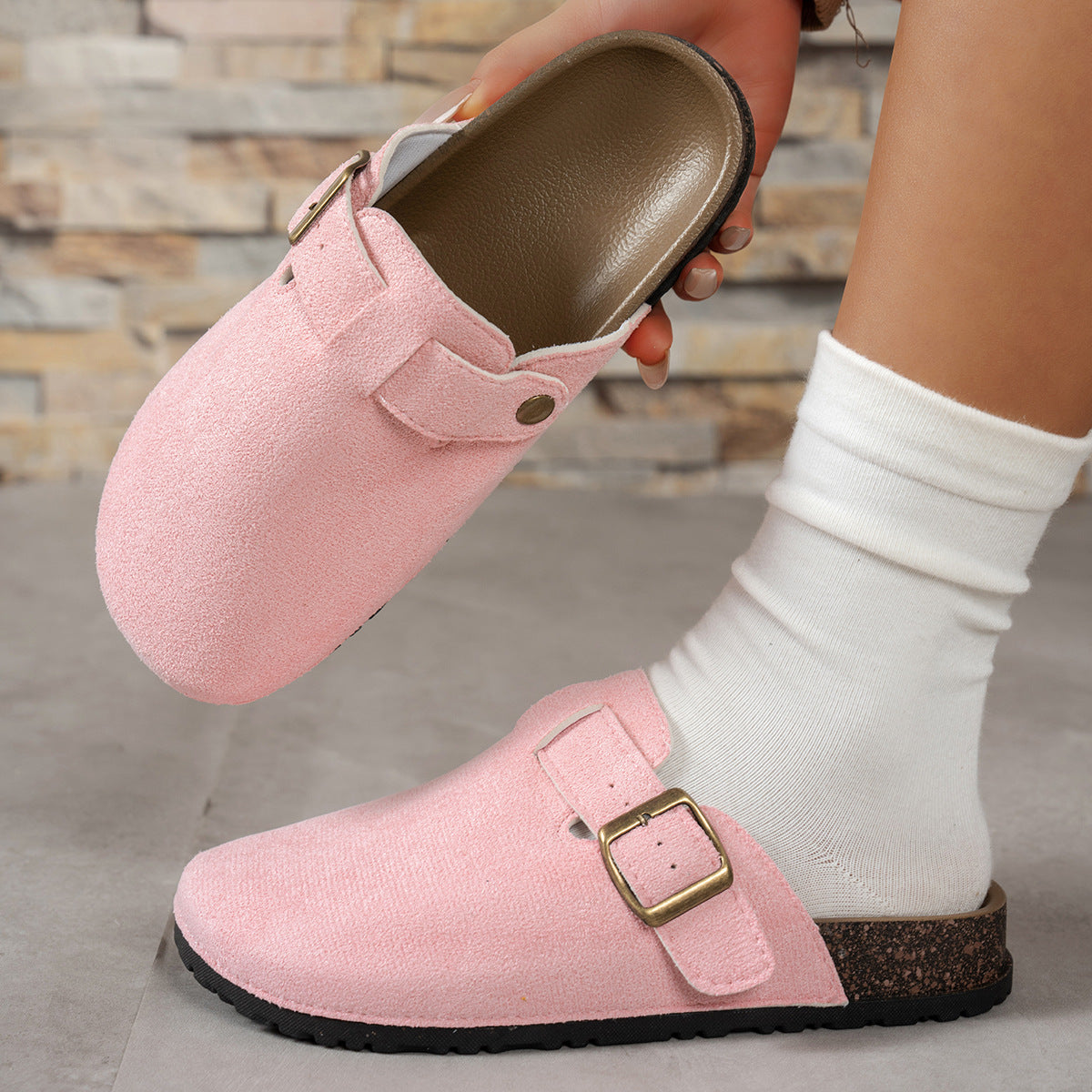 Chaussures Orthopédiques Gracieuses au Look Moderne