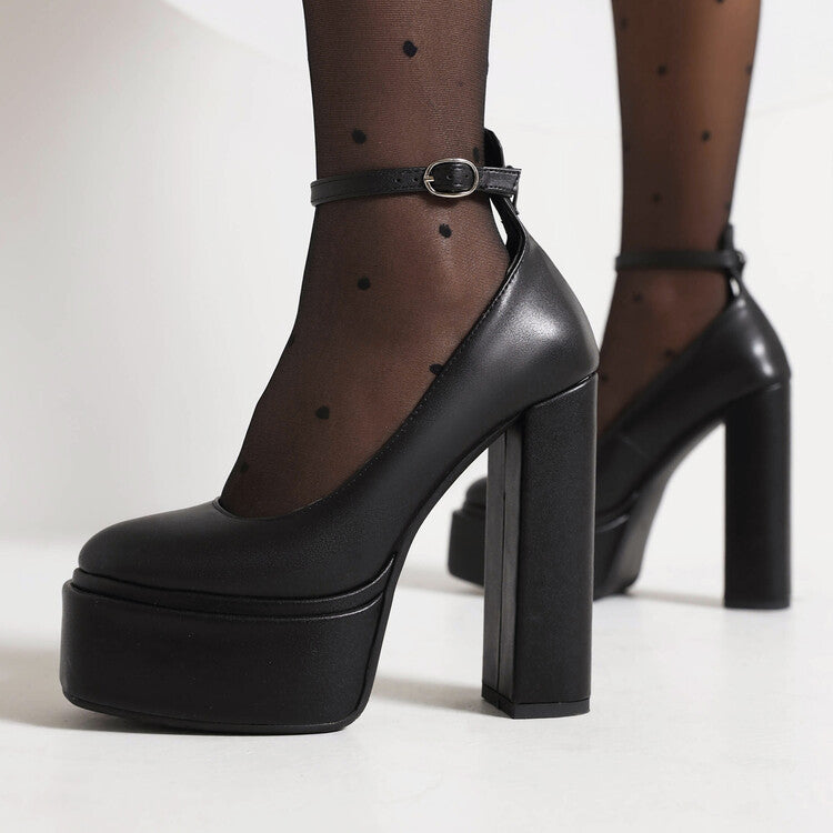Chaussures Orthopédiques d'Inspiration Vintage