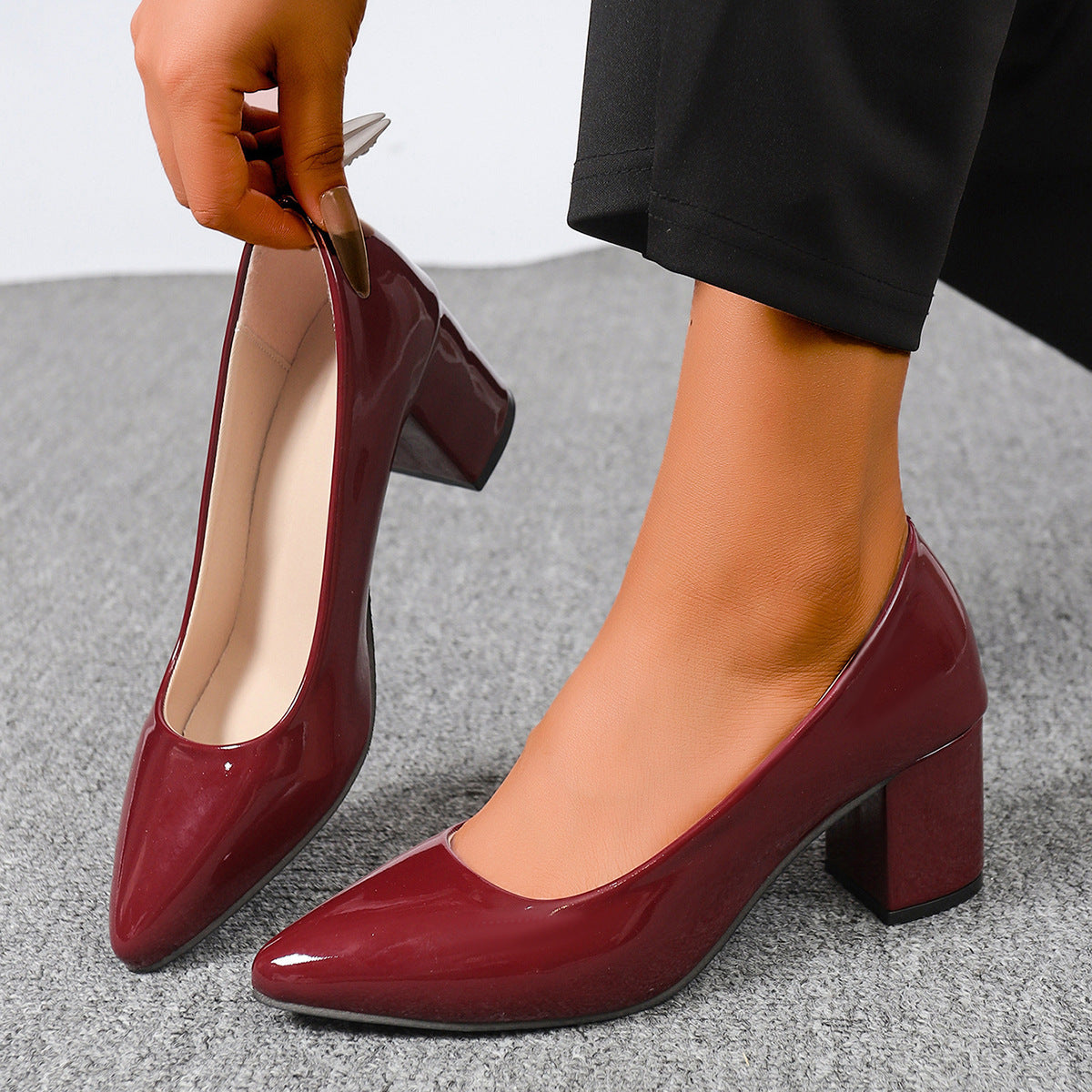 Talons Orthopédiques Classiques au Style Intemporel