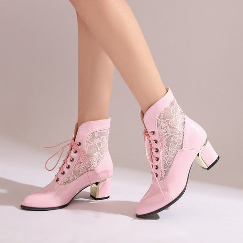 Chaussures Orthopédiques d'Inspiration Vintage