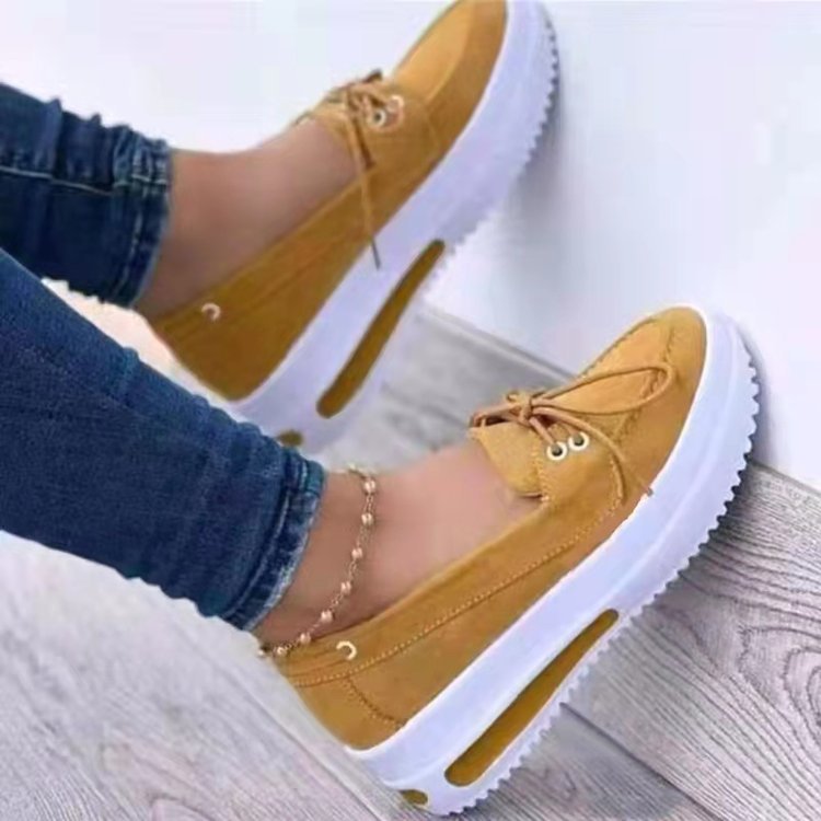 Chaussures Orthopédiques d'Inspiration Vintage