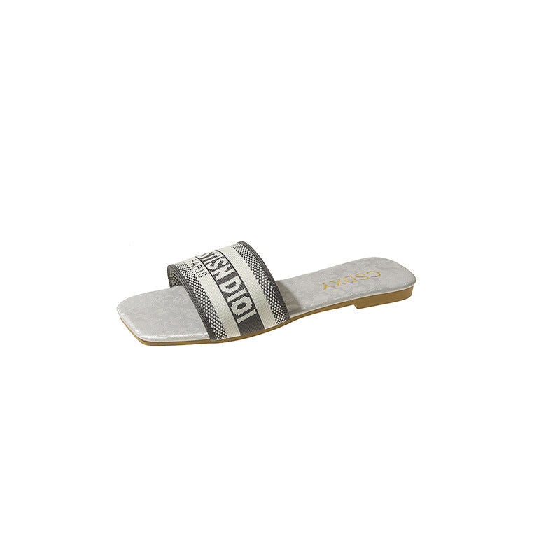 Chaussures Orthopédiques Gracieuses au Look Moderne