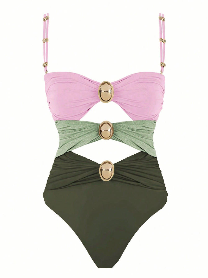 Sophisticated Top With a Clean Classic Look