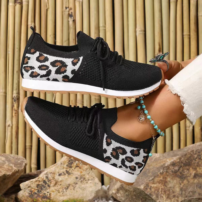 Chaussures Orthopédiques d'Inspiration Vintage