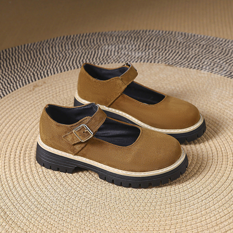 Chaussures Orthopédiques d'Inspiration Vintage
