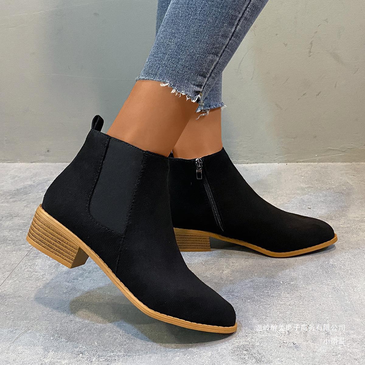 Bottes Orthopédiques Classiques au Style Intemporel