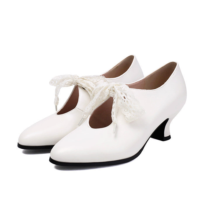 Chaussures Orthopédiques d'Inspiration Vintage