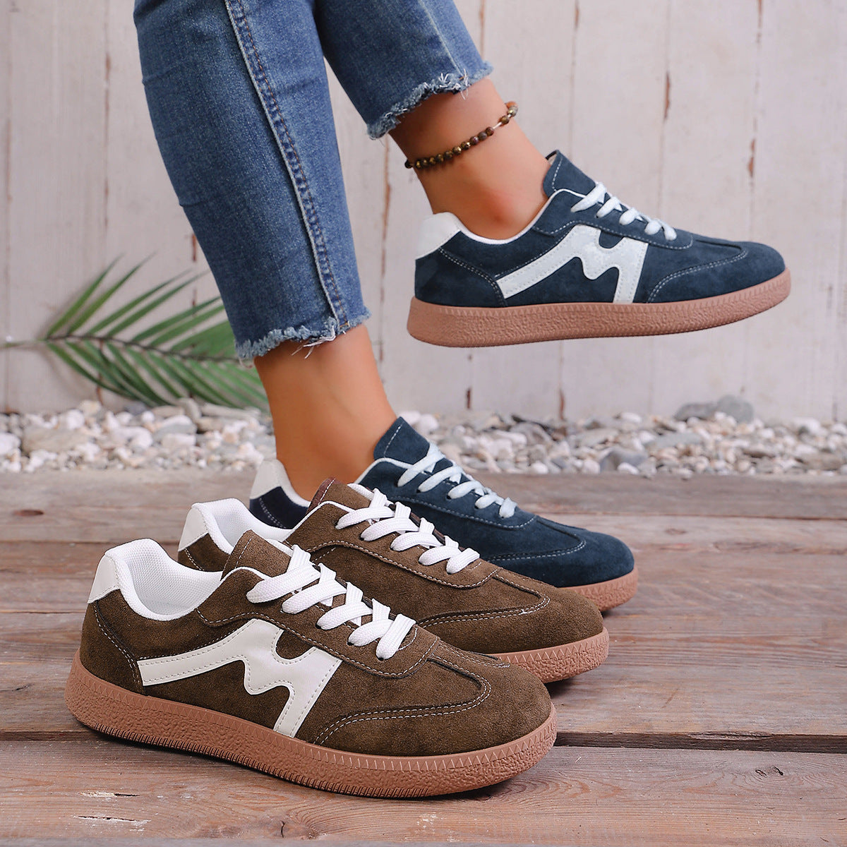 Chaussures Orthopédiques d'Inspiration Vintage
