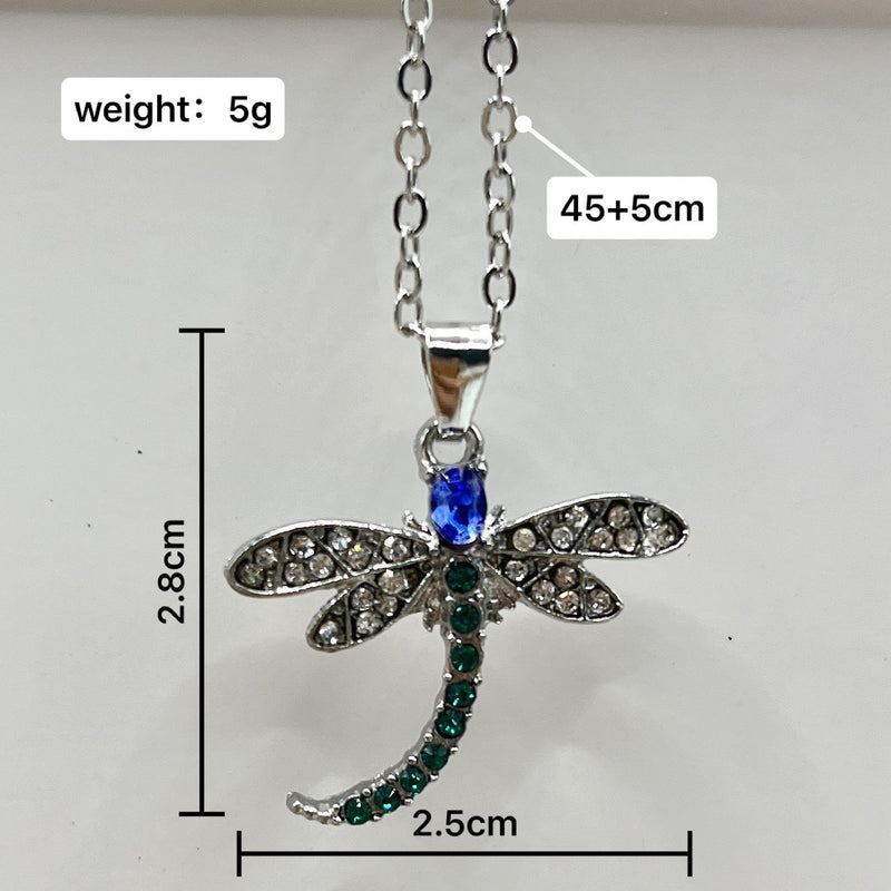 Collier classique au charme intemporel