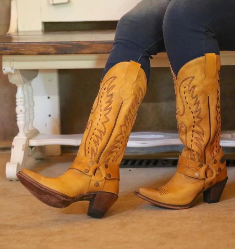 Bottes Orthopédiques Classiques au Style Intemporel