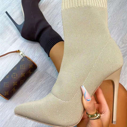 Bottes Orthopédiques Gracieuses au Look Moderne