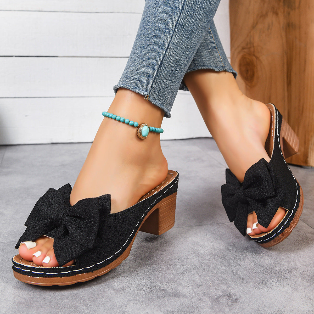 Chaussures Orthopédiques Gracieuses au Look Moderne