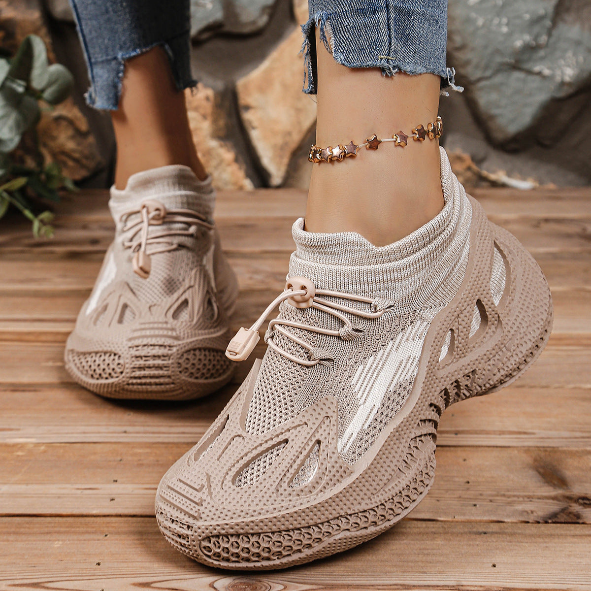 Chaussures Orthopédiques d'Inspiration Vintage