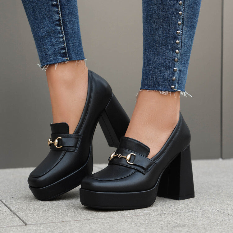 Chaussures Orthopédiques Gracieuses au Look Moderne