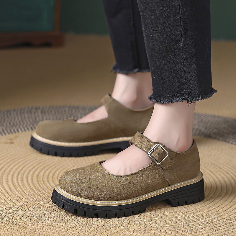 Chaussures Orthopédiques d'Inspiration Vintage