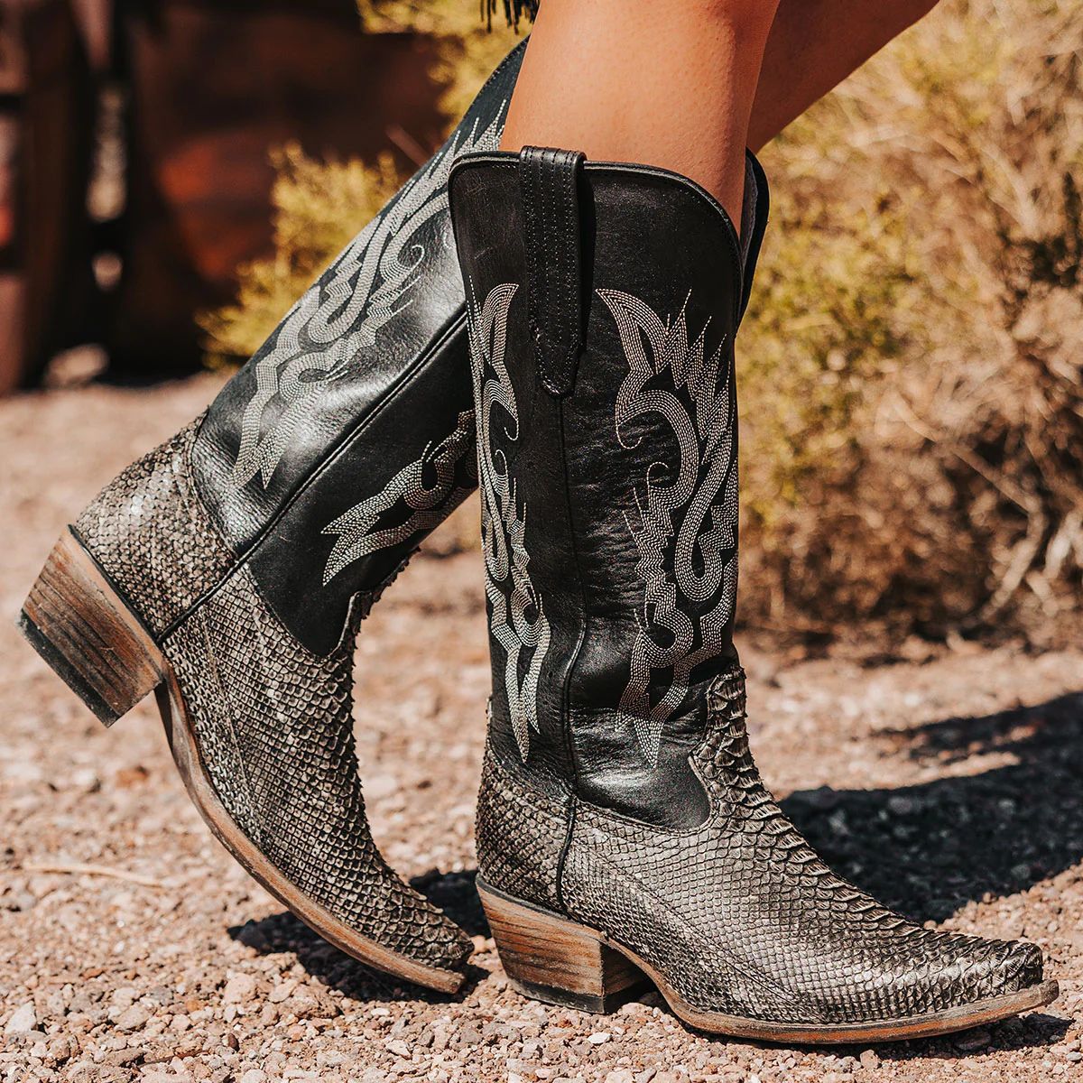 Bottes Orthopédiques Stylées pour Toute Occasion