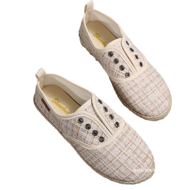 Chaussures Orthopédiques d'Inspiration Vintage