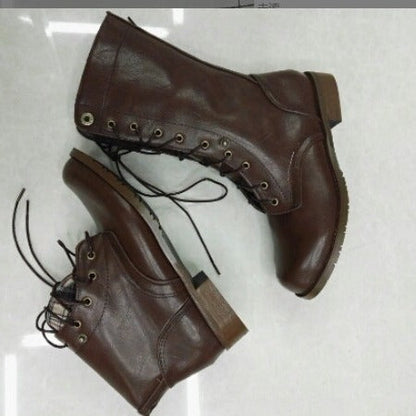 Bottes orthopédiques d'inspiration vintage