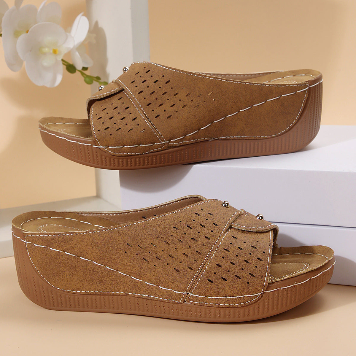 Sandales Orthopédiques Gracieuses au Look Moderne