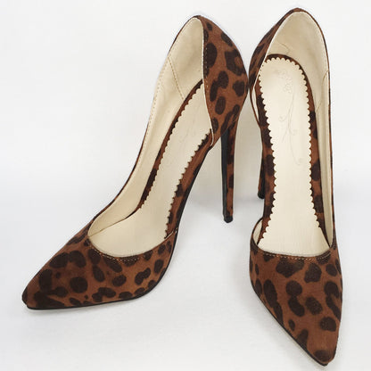 Chaussures Orthopédiques Gracieuses au Look Moderne