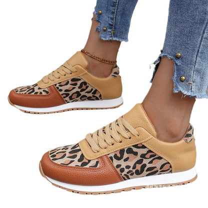 Chaussures Orthopédiques d'Inspiration Vintage