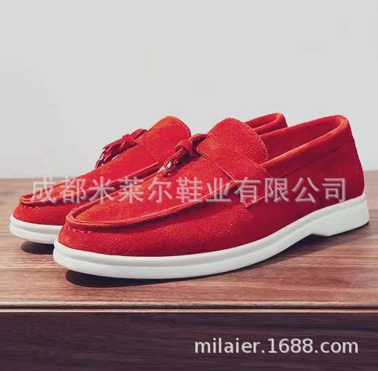 Chaussures Orthopédiques d'Inspiration Vintage
