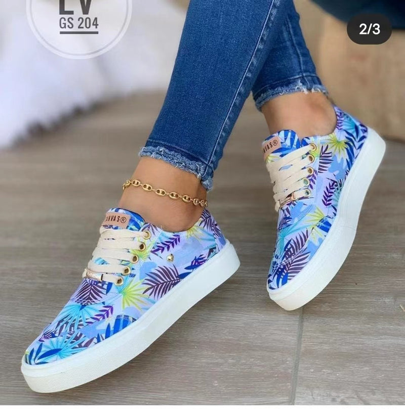 Chaussures Orthopédiques d'Inspiration Vintage